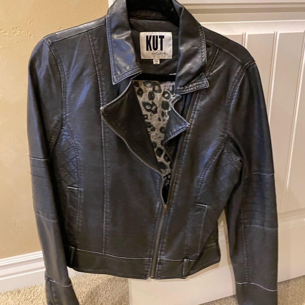Jacket - Picture 2 of 5